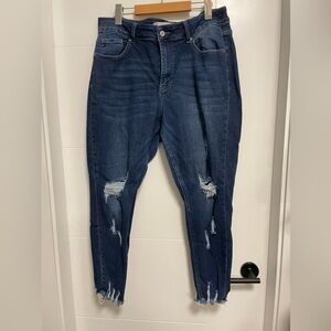 Kancan Maurice’s Skinny Jeans with ripped detail, size 16, blue color